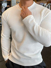 edd4358f-507d-4288-b3c4-142aed9726ef-Max