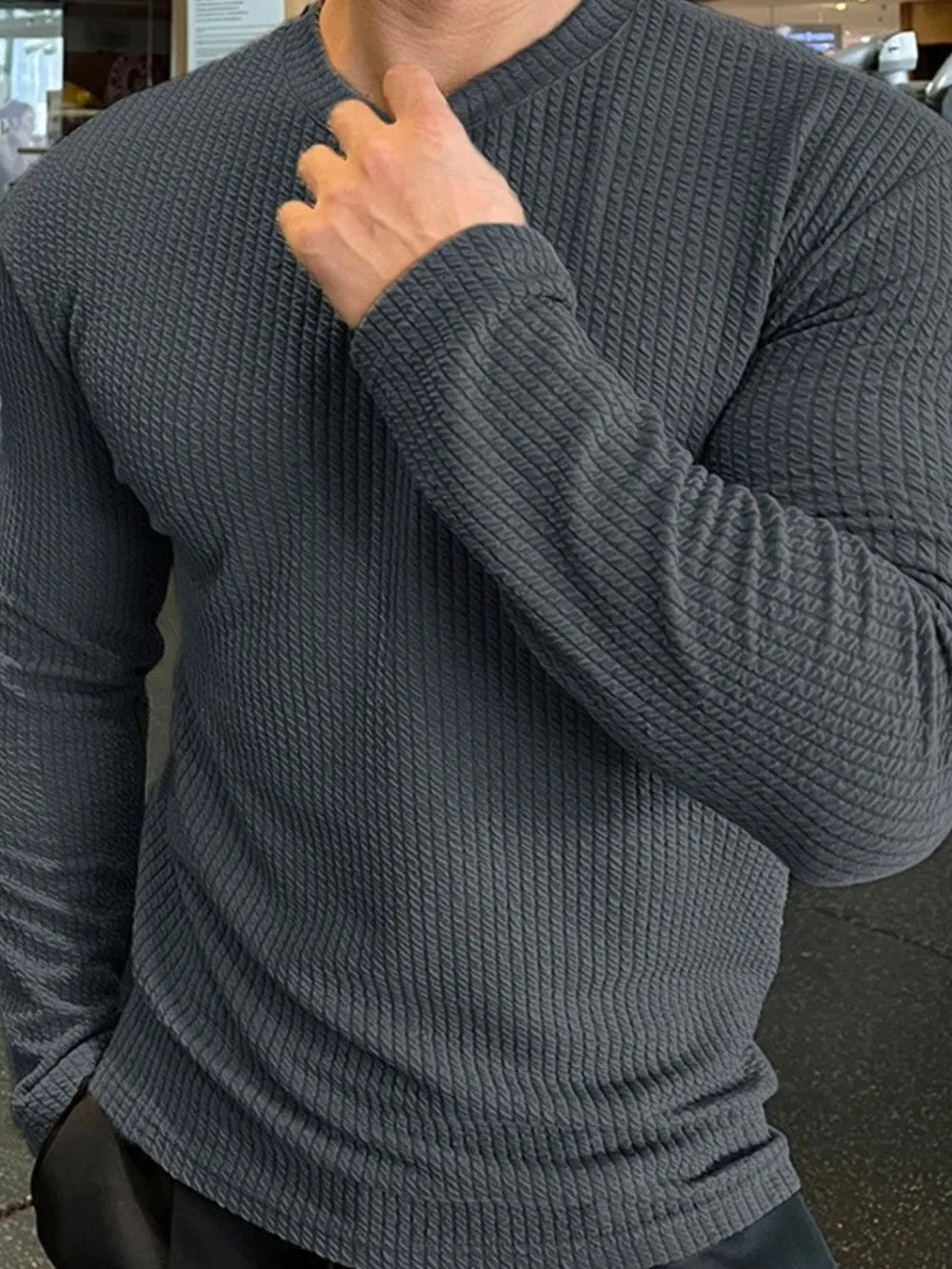lifestyle shot – Men's Plus Size Round Neck Long Sleeve T-Shirt | Bara Bros