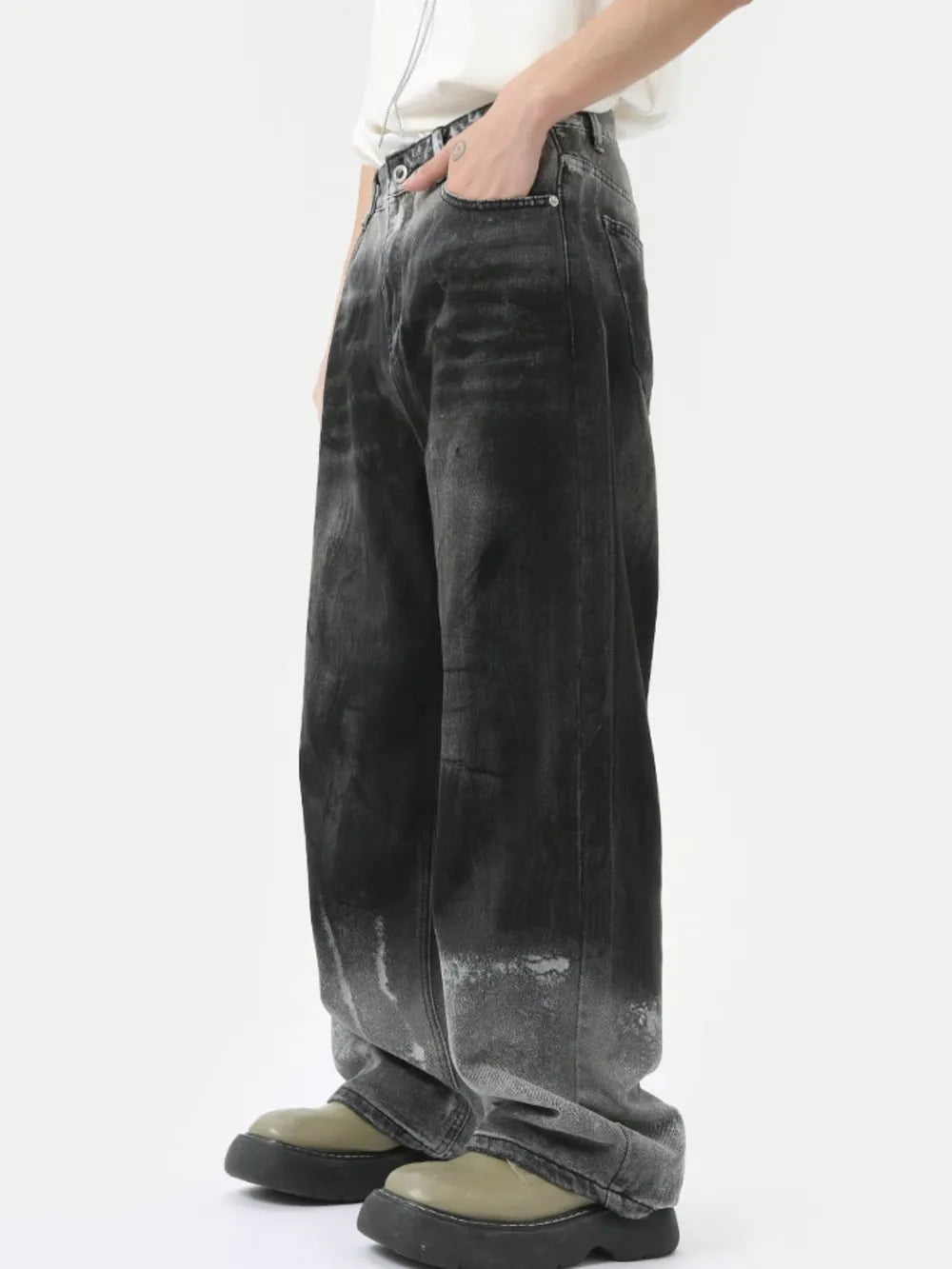 Wide Leg Jeans with Pockets Secondary image