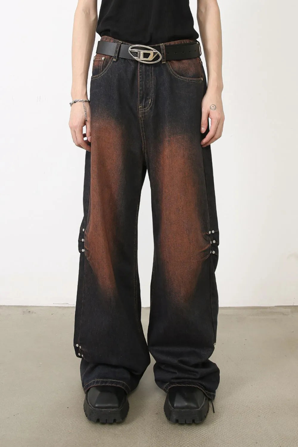 46aed545-f640-43f3-a6b0-5b86a6997c09-Max Main image