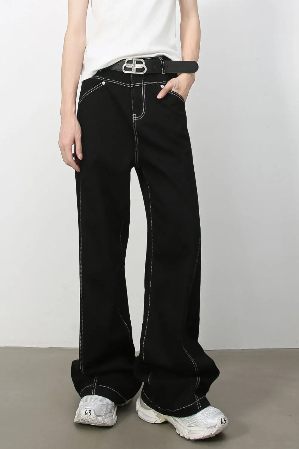 f4c9931b-9556-40d9-afa7-a52e619c3137-Max