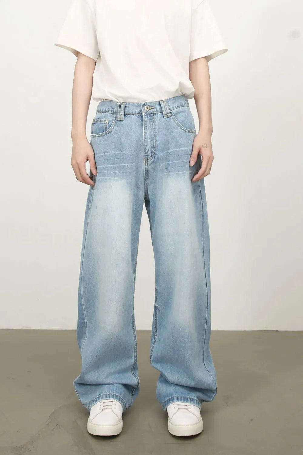 ffe9fc24-b644-4bad-b80b-33d3c950154a-Max