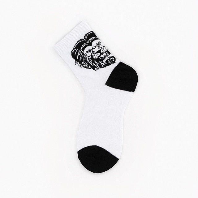 side view – Graphic Print Animal Socks | Bara Bros